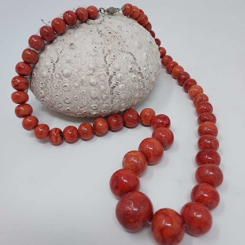 Vintage Stephan Adrian Graduated Faux Coral Beads New Old Stock up to 18mm 26"